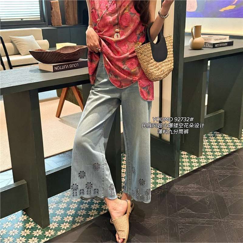 2026 Spring New Thin Material European Style Nine-Quarter Jeans for Women Ethnic Style Hollow Out Floral Straight-Leg Eight-Quarter Pants