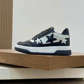 2025男女同款情侣潮鞋子欧洲站百搭正皮星星休闲鞋新款老爹鞋男鞋