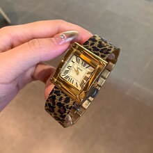 Mishali米莉莎潮流时尚豹纹网带方形手表女表欧洲站欧美风个性表