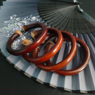 ���������uѪ�����CŮ��ʿ�����ֹ���Hľ���C�����Ʒ�Y��ʮ����