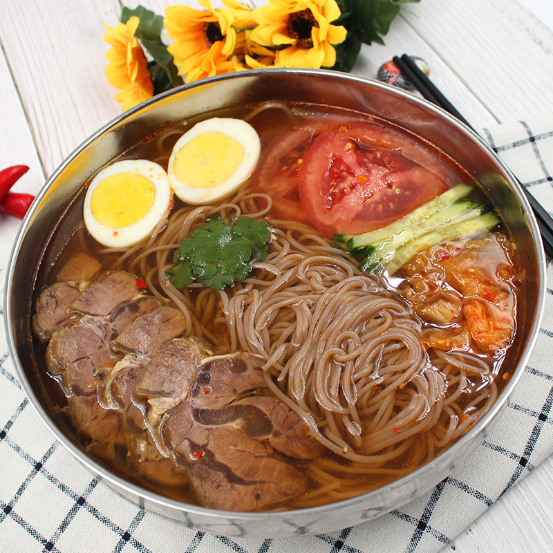 Authentic Korean-style buckwheat cold noodles, made by a Northeastern Chinese grandmother, crispy cold noodles with Korean flavors, Yanji specialty, instant snack