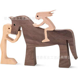 亚马逊木质骑马雕像摆件手工创意桌面纪念摆件男孩女孩骑马工艺品