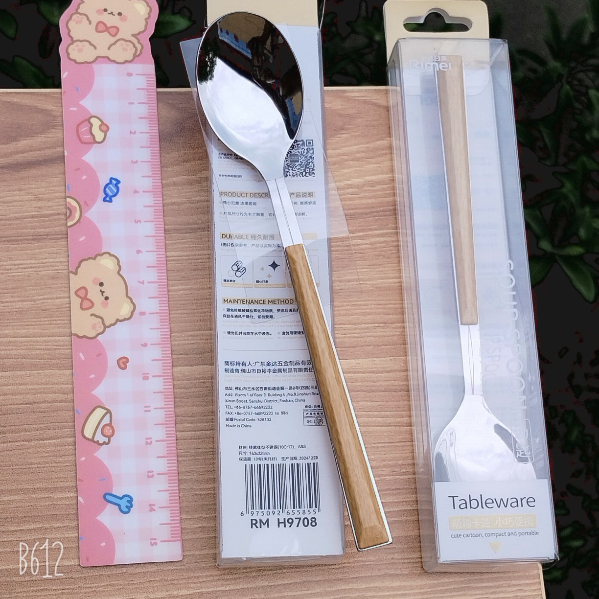 Nueva moda caja de dibujos animados de acero inoxidable regalo snack cubiertos set estudiantes portátiles cucharas al aire libre palillos