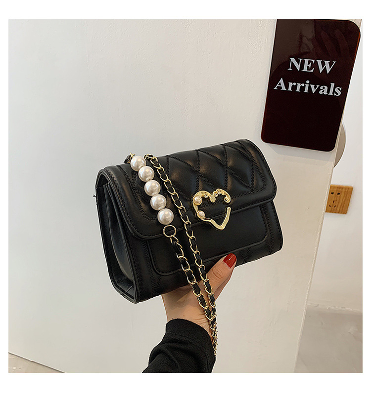 Wholesale Heart-shaped Buckle Messenger Shoulder Small Square Bag Nihaojewelry display picture 129