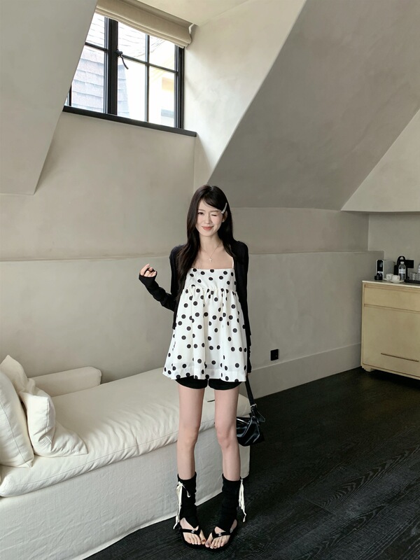 韩系波点吊带女2025秋季新款甜辣妹设计感围脖显瘦纯欲背心上衣潮|undefined