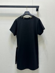 夏に生まれたTシャツ～快適で肌に優しいトップス、滑らかでシンプルなラウンドネック無地刺繍Tシャツ夏F050303