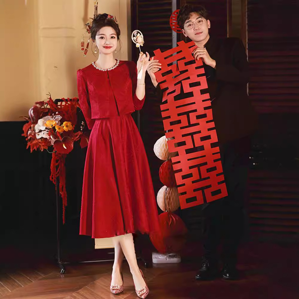 Bride's Toast Dress 2025 New Red Engagement Dress Skirt High-End Wedding Home Casual Dress Petite Spring