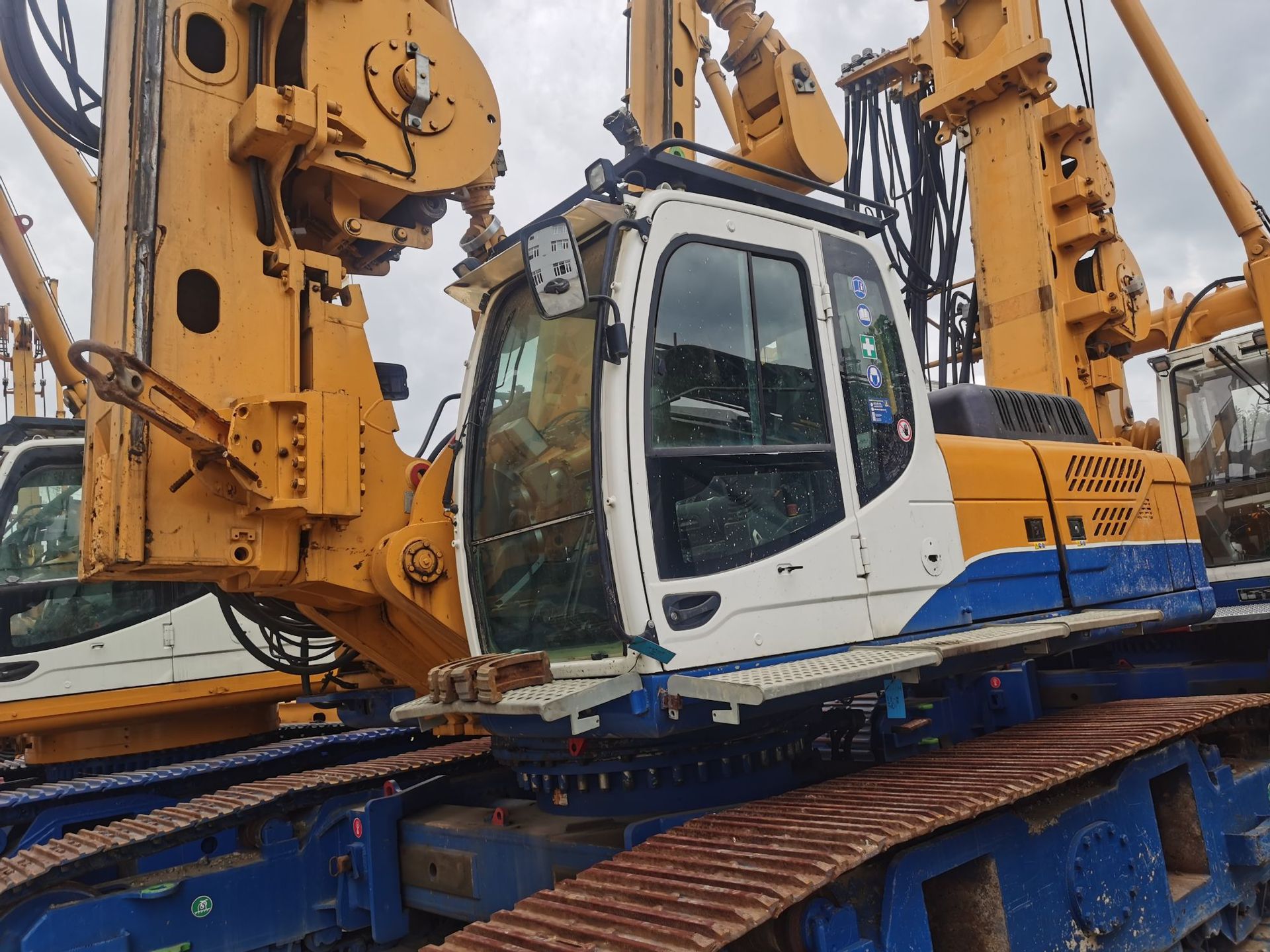 宝俄25旋挖钻机，出口旋挖钻机，旋挖钻，二手25旋挖钻 钻机