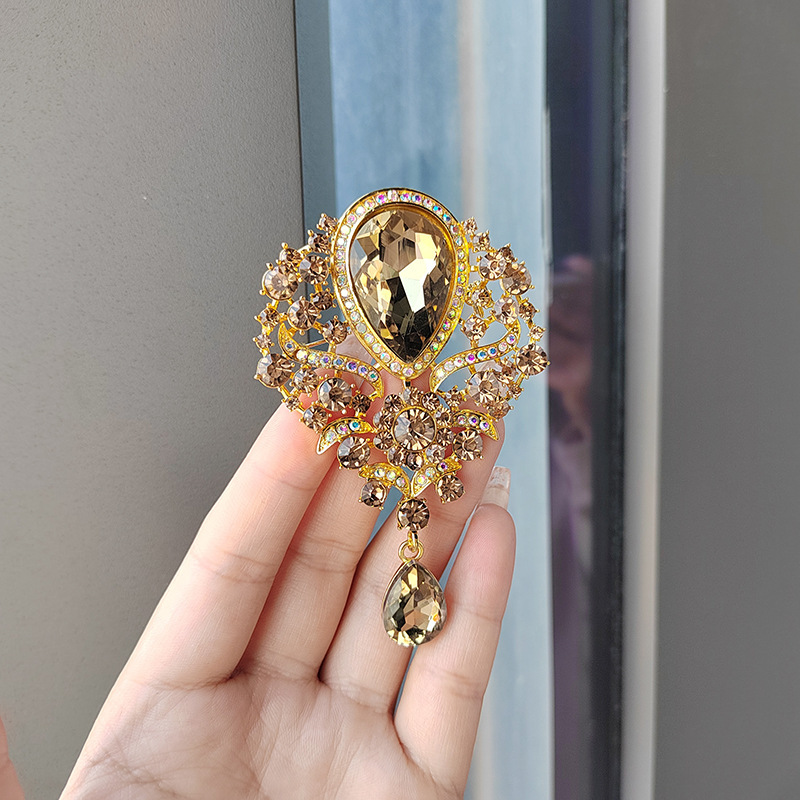 Retro popular gran gota de cristal colgante broche temperamento exagerado diamante broche accesorios joyas de ropa mujer image 4