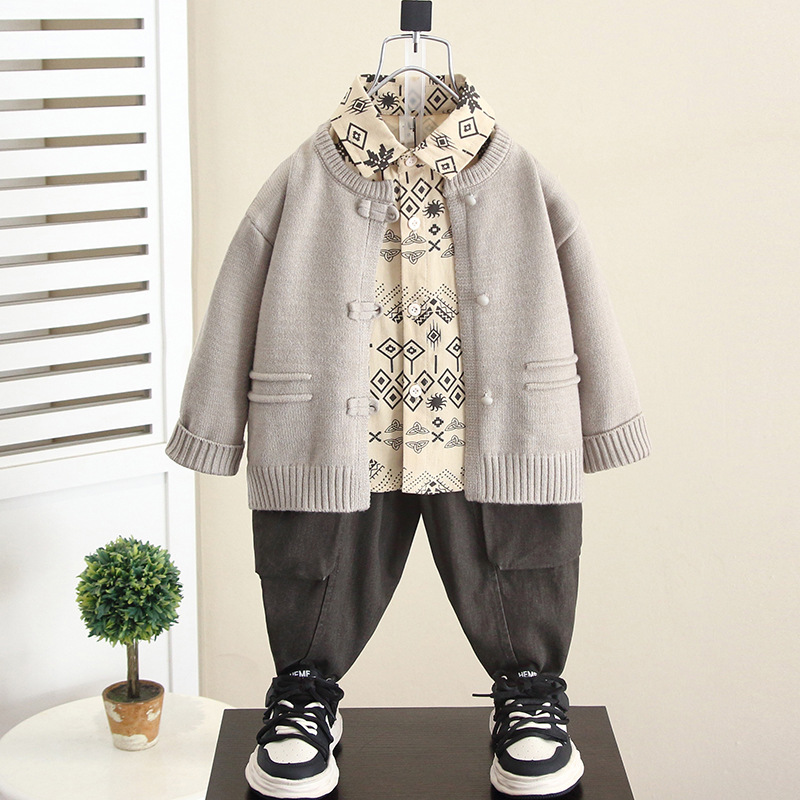 5949 traje de suéter para niños 2025 otoño nuevo estilo rebeca de otoño para niños de tres piezas bebé primavera y otoño nuevo estilo chino