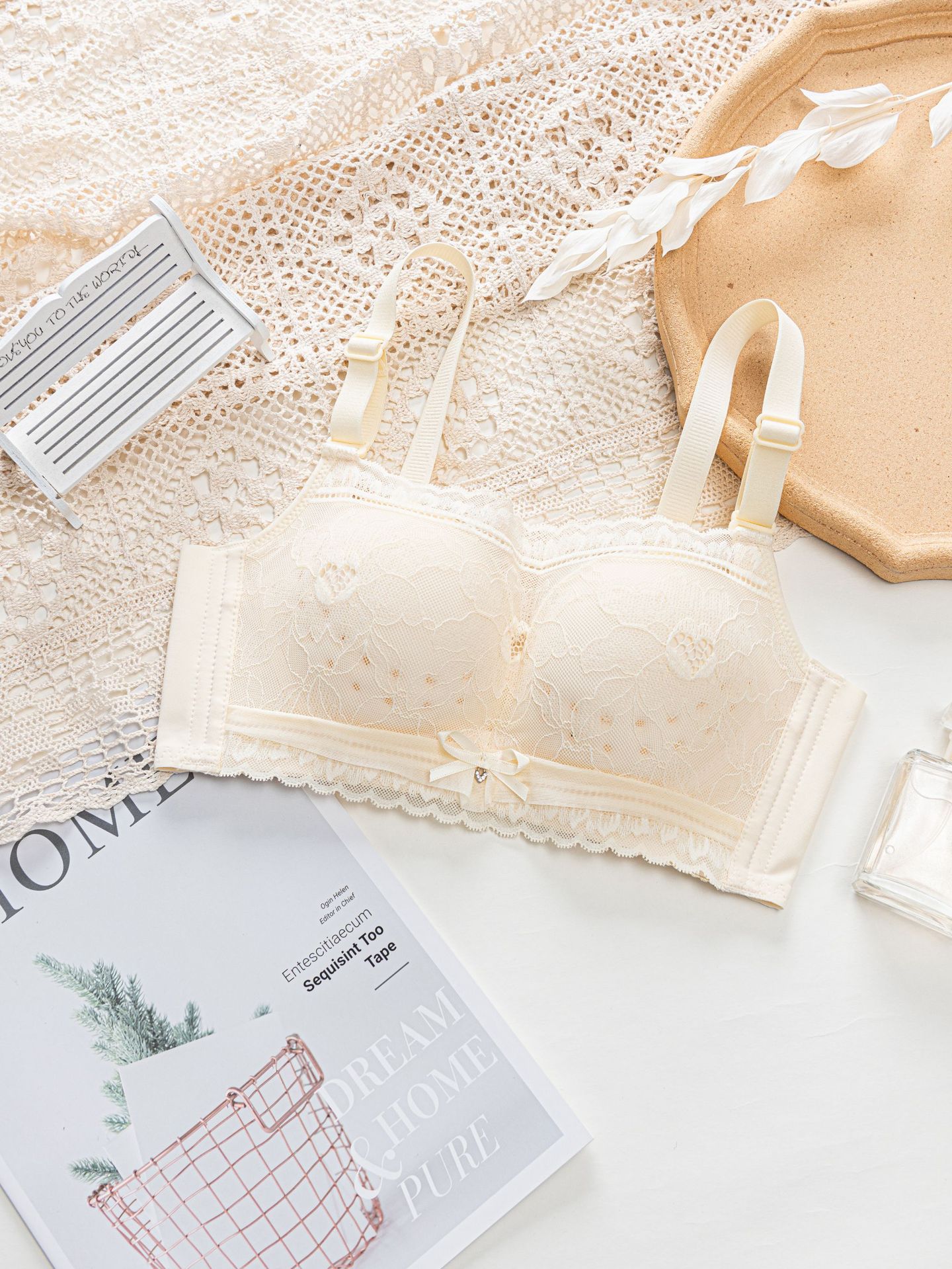 Venta directa de fábrica Comercio electrónico transfronterizo Sudeste de Asia Vietnam Tailandia Taza transpirable para mujer sin costuras Sujetador de colección lateral delgado