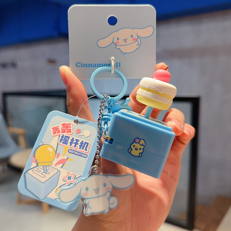 2026年新作正規品サンリオクロミぬいぐるみキーホルダー女性向け可愛いハローキティぬいぐるみカメラ小物