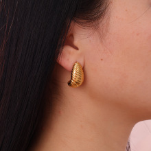 �羳INS�L����18K��߼������T���ݼyţ�ǰ�����僳������h