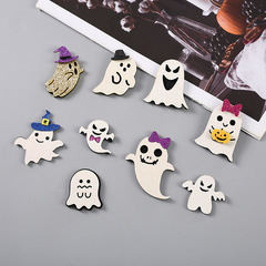 国境を越えたハロウィーンは奇妙な補助材料を飾って幽霊の道具を飾ってかわいい装飾品の布を飾って現物を貼る