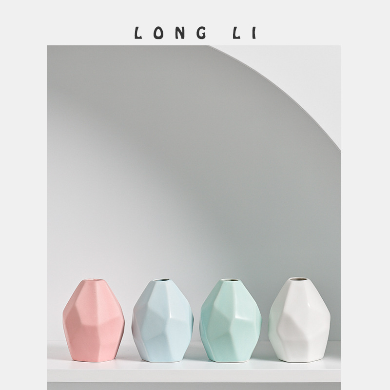 隆利瓷典陶瓷香薰瓶创意迷你陶瓷花器摆件装饰水培鲜花小花皿多面