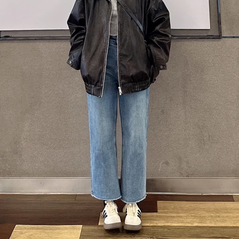 Pear-Shaped Body Plus-Size Blue Straight-Leg Jeans for Women, High-Waisted Slimming Pants for Petite Figures, Tassel Cigarette Pants