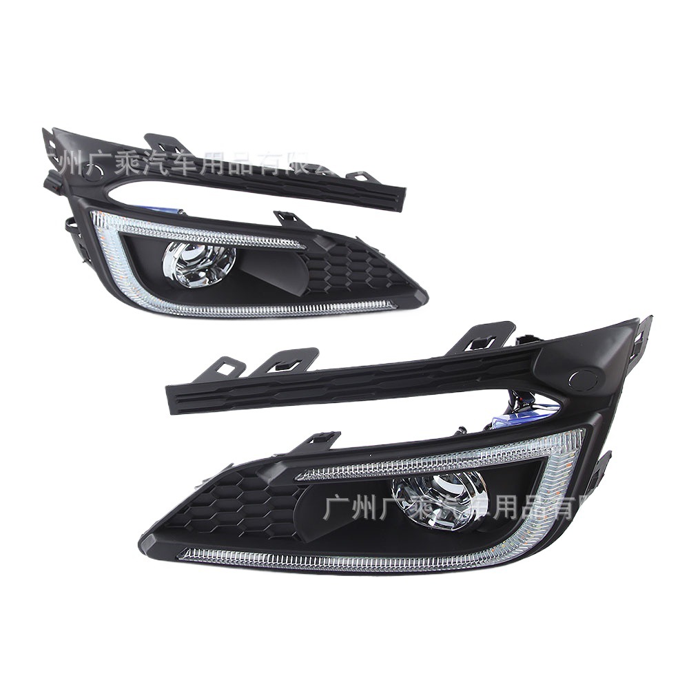 Aplicable a 15-18 Chevrolet Cruze LED luz diurna en forma de U de tres colores Luz de marcha diurna