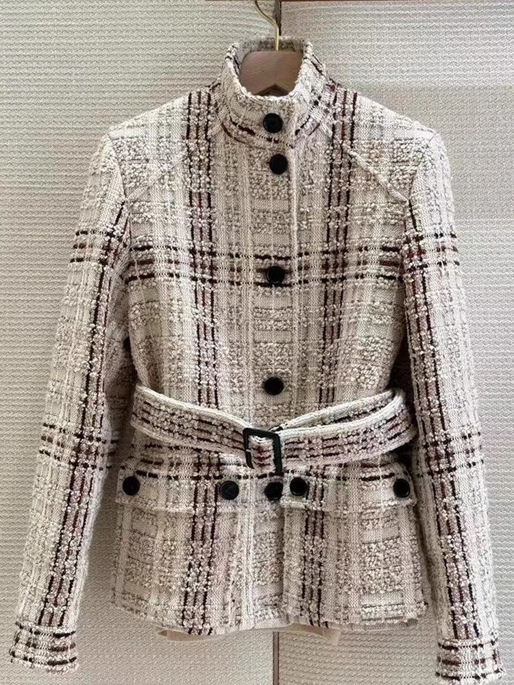 Qadın üçün plaid jaket, Fransız tweed üslubu