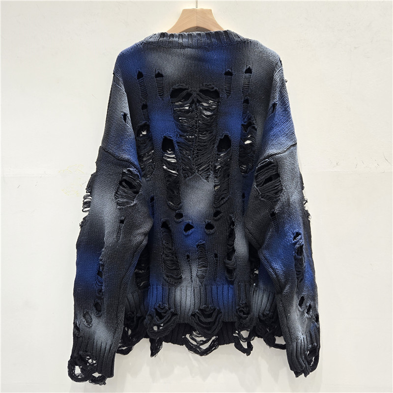 Europa y los Estados Unidos nicho color borrado agujero diseño suéter mujeres coreanas perezosas cadenas de viento pin decoración de cuello redondo jersey image 3