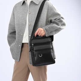 跨境头层牛皮男包2025新款商务牛皮皮质感男士单肩斜挎包高级简约