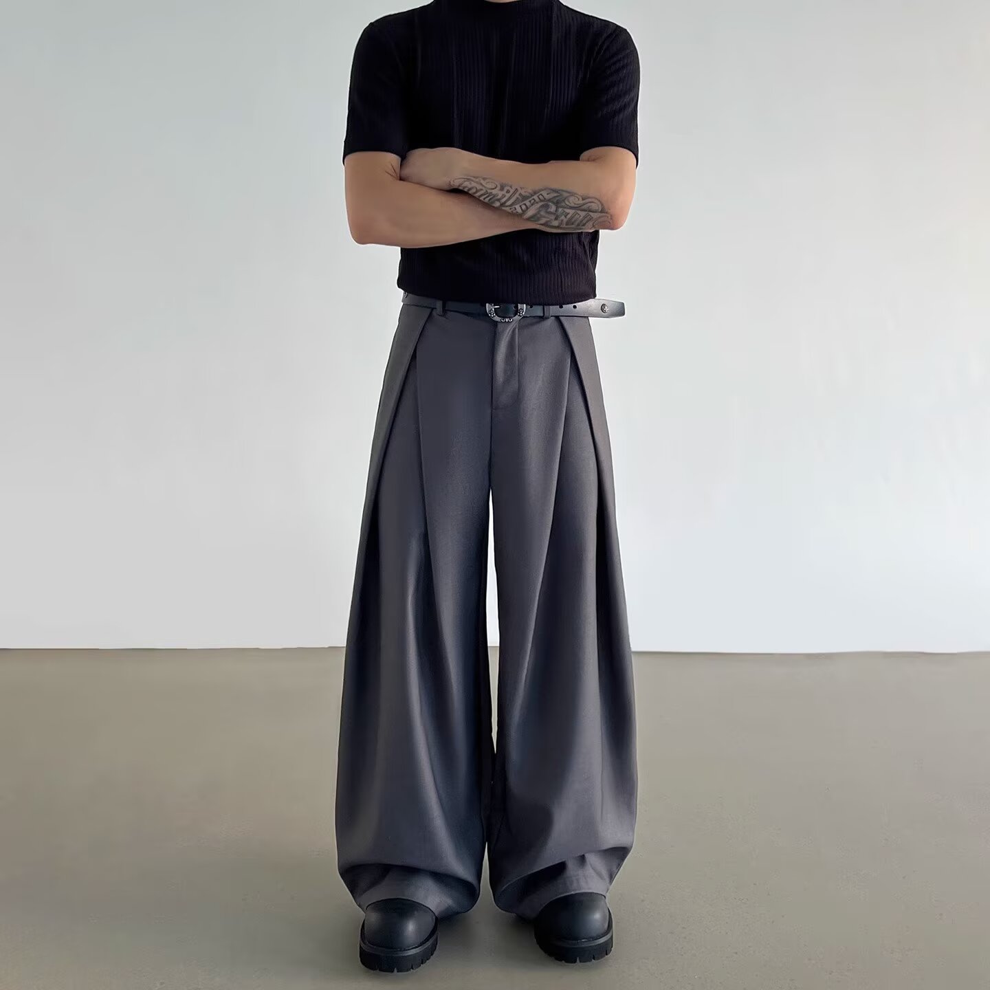 Japanese Vintage Wide-Leg Dress Pants for Men, Trendy Brand Design, Casual Drape Pants, American-Style Loose Three-Dimensional Pleated Suit Pants