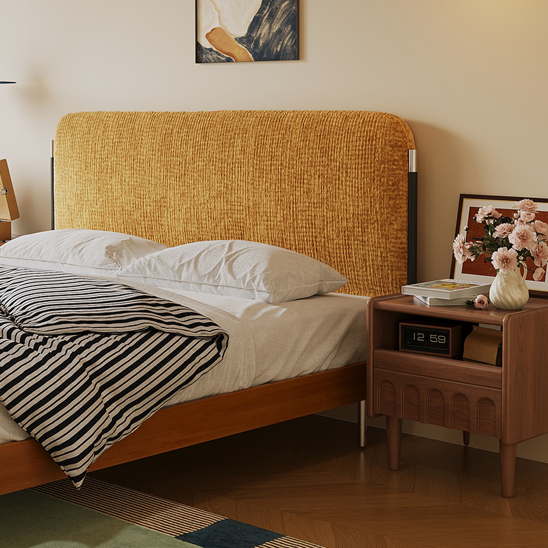 ♔ French Retro-Style Fabric Bed, Vintage Solid Wood Bed, 1.8m Master Bedroom Double Bed, Chenille Soft-Upholstered Bed for Small Apartments