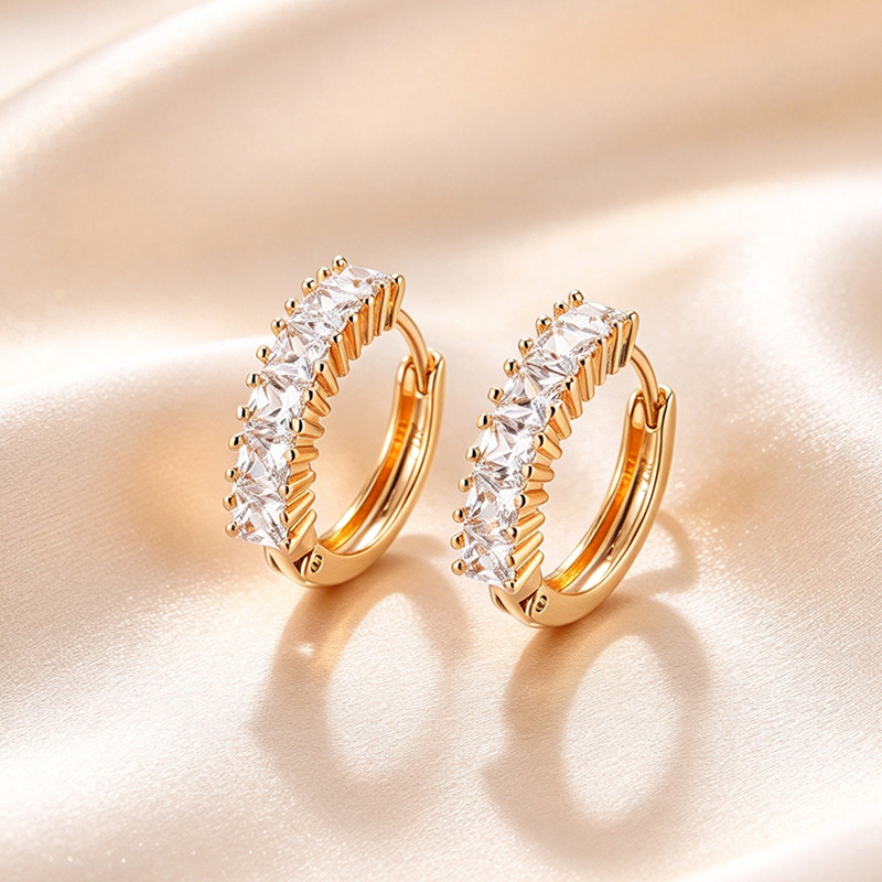 Pendientes de Aro con Zirconia de Aleación de Cobre Bañado en Oro de 18K