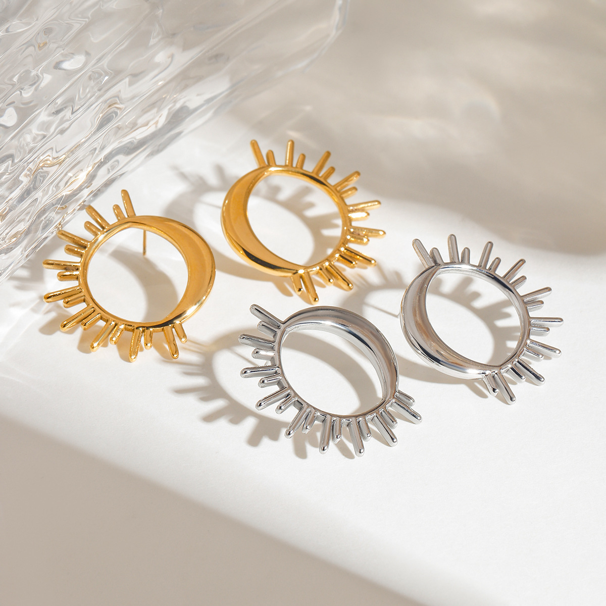 Wanxing Europa y América collares de acero inoxidable colgante pendientes pendientes sol luna 18 quilates oro no decolor joyas de cadena clavícula