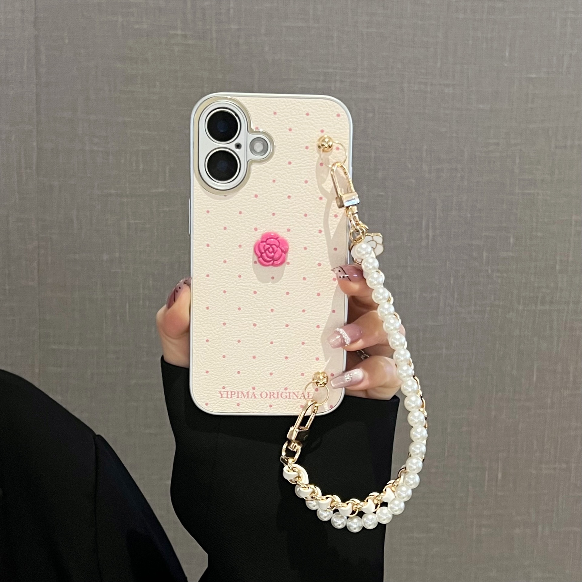 Camelia de lunares simple para 16ProMax perla portátil iphone14 Apple 15 funda para teléfono móvil 13 mujer 16