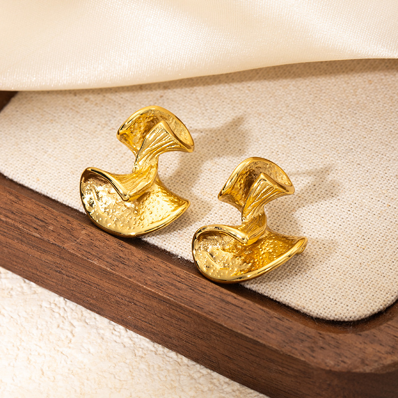 12g Weight 0.03µm Gold Plating Thickness Electroplated Gold Plating Process 201 Stainless Steel Ear Needle Material Golden Plated Plating Material Stone-Free Inlay Material Ear Studs Classification 1 Pair Quantity Daily Occasion 201 Stainless Steel Material Heart Shape, Flower, Spiral Pattern Women's Gender Elegant Style Plating Craft Heart Shape Flower Spiral Titanium Steel Elegant Waterproof Non Tarnish Surgical Steel Ear Studs 21