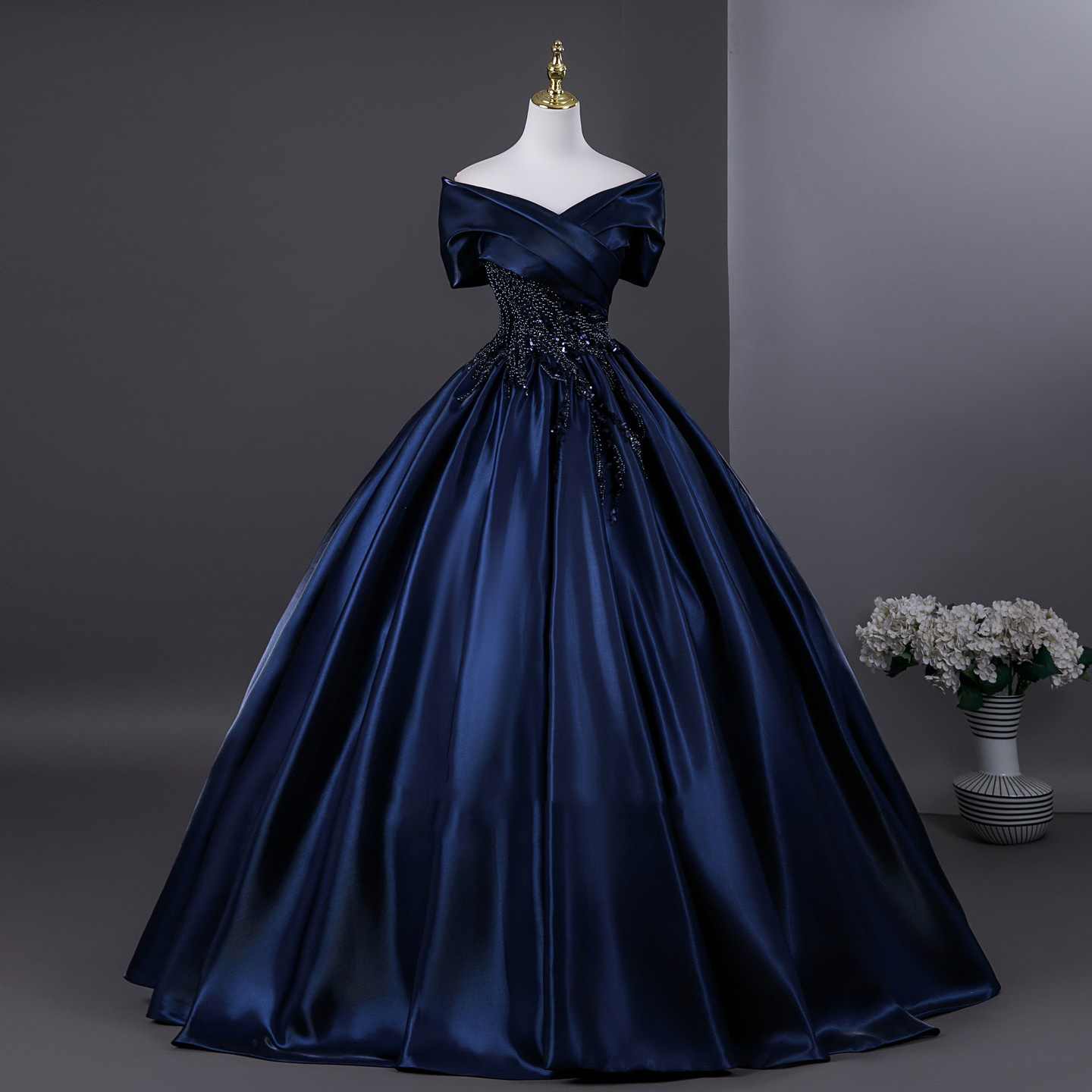 2026 New Long Evening Gown for Banquets, Stage Performances, High-End Annual Meetings, Host Events, Elegant Performance Puffy Dress, Vocal Arts Exam