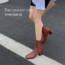 新款韓版ins溫柔風粗跟短靴女棕紅色法式方頭復古高跟時尚瘦瘦靴