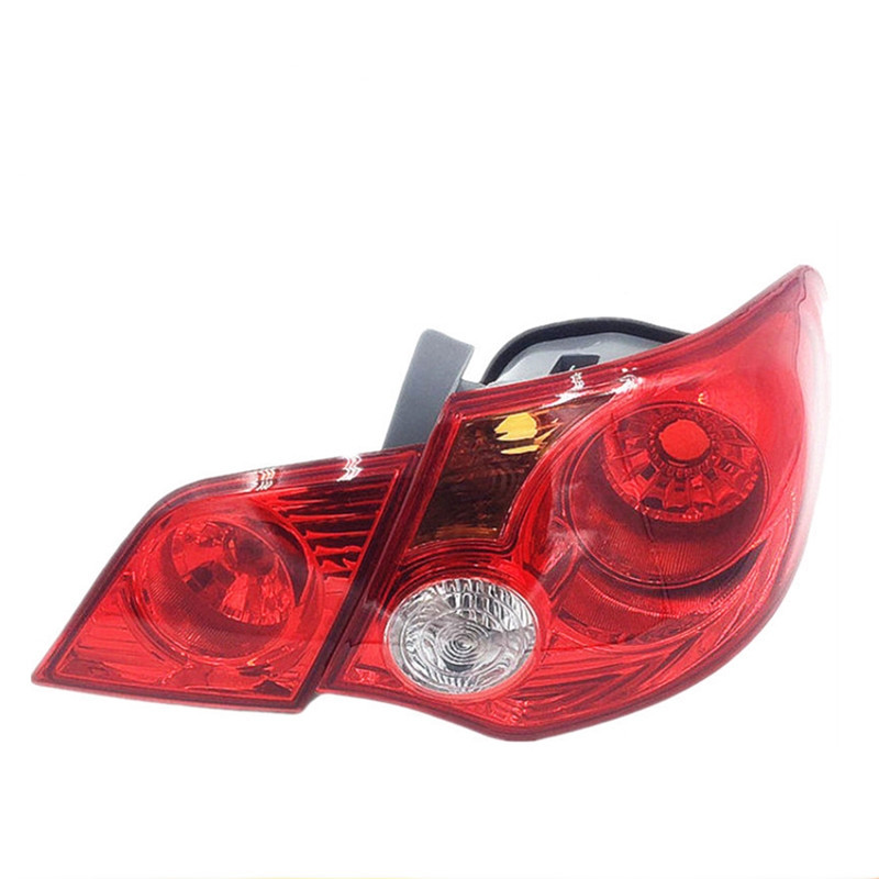 Suitable for 08-09-10 modern Yuedong rear tail light old Yuedong rear brake light Yuedong tail light assembly