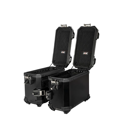 Black Straight-Edge Aluminum Alloy: Motorcycle trunk