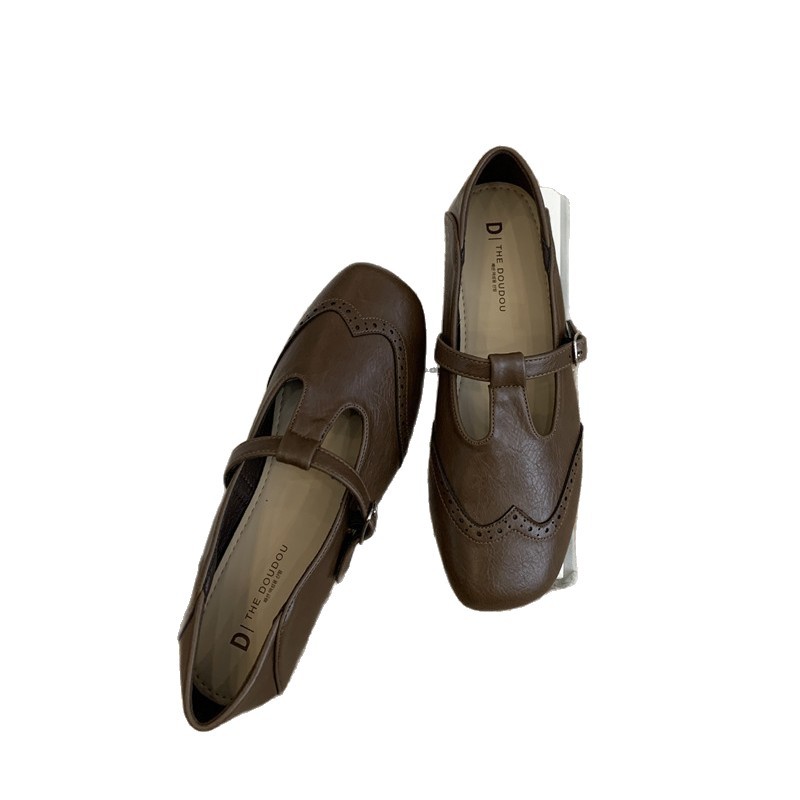 Retro plana T-clip zapatos de mujer 2026 primavera nuevo estilo coreano zapatos de cuero estilo británico zapatos mary-jin