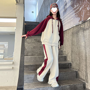 Ů��ͯ���b����2025�¿ͯ����紺�W������Ůͯ12�������e15�q