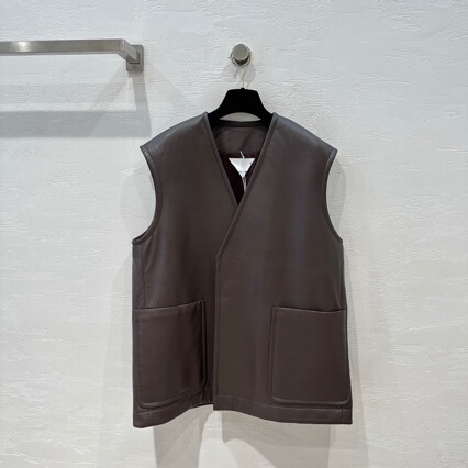 2024 new winter Haining BV genuine leather sheepskin Italian style old money style stacked atmosphere vest for women younger