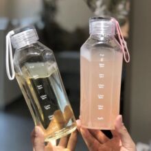 ins���ֵ���s͸������ˮ�����Ϸ�ˤ�͸ߜ�ˮ����Ů����y�S�ֱ�