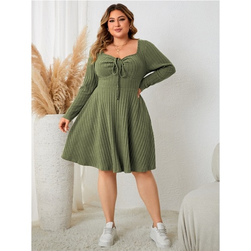 Women's Plus Size Skirt with Square Neck and Long Sleeve Short Dress (XL-4XL)