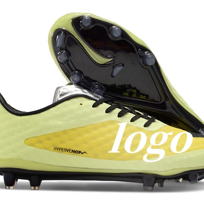 Fábrica de Putian comercio exterior al por mayor transfronterizo al aire libre abeja venenosa generación FG clavos hombres y mujeres entrenamiento profesional zapatos de fútbol masculinos