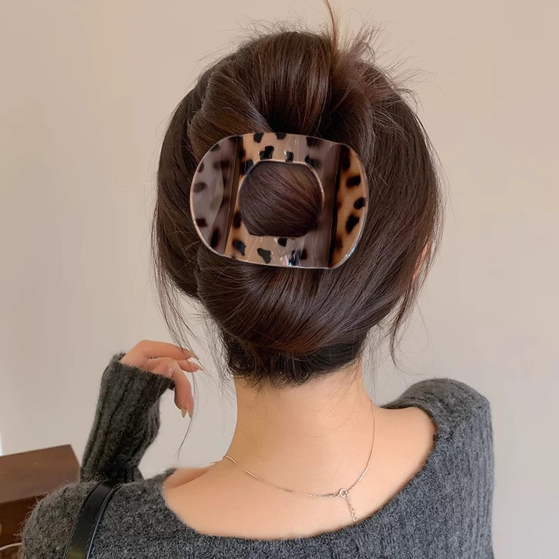 La cabeza detrás de la ventana del viejo clip de cabello de boca de pato grande clip de cabello para mujeres 2025 nuevo clip de cabello de alta calidad temperamento