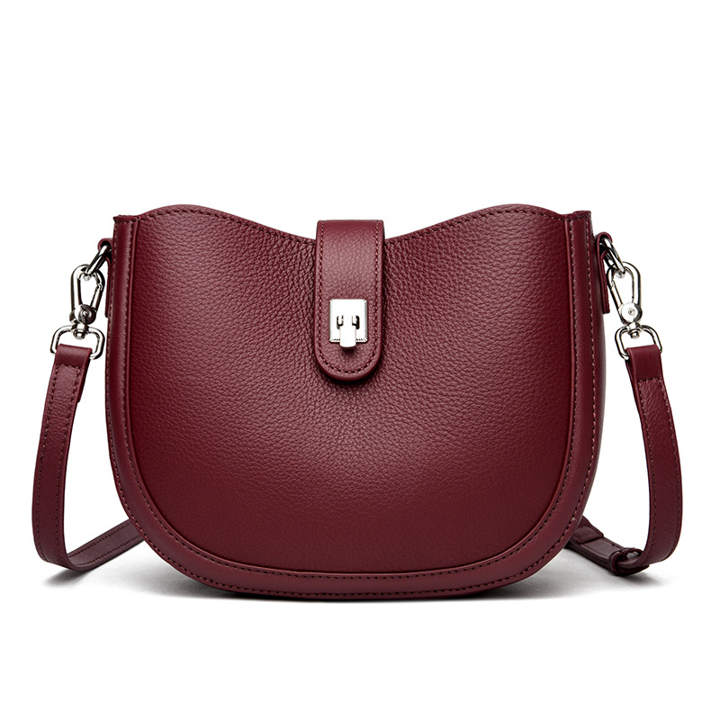 Suministro transfronterizo de bolsos de cuero, alforjas, bolsos de axila de mensajero multiusos de un solo hombro de piel de vaca de nueva capa de verano 2025