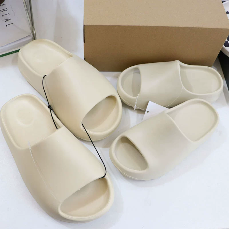 Один буксировка 2024 сандалии хлеб буксировка родитель-ребенок мужские и женские дети нескользящие сандалии летом носить модные тапочки оптом