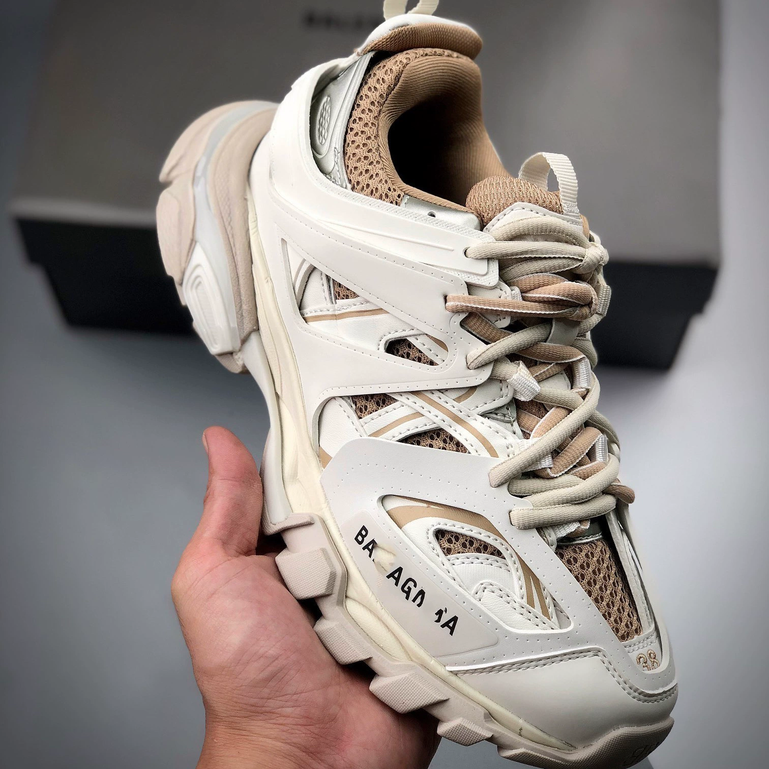 [Оригинальная коробка Париж 3.0世家三代潮流Sneaker Tess парные беговые кроссовки outdoor男女 концепт]