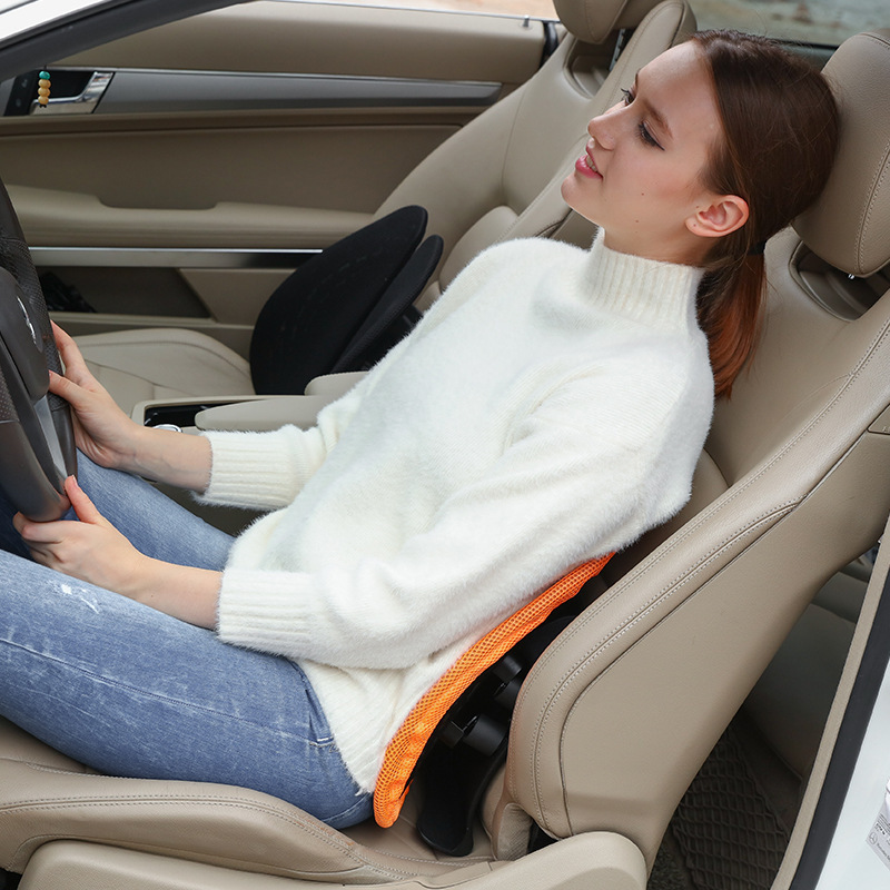 車の腰は人間工学に頼っています。|undefined