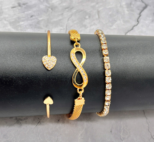 Cross-border new style women's love open bracelet creative design retro simple lucky 8-character bracelet set with diamonds three-piece set