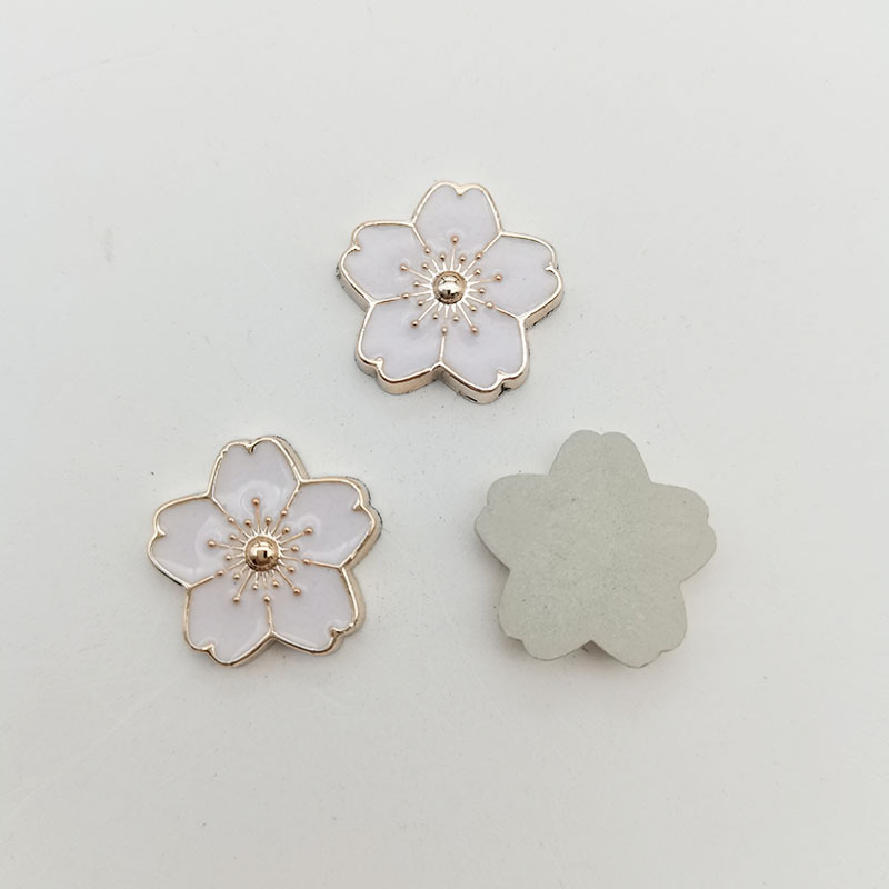 黒と白の小さな香り椿四つ葉のクローバープラスチック diy アクセサリーヘアアクセサリー携帯電話ケースおもちゃアクセサリー装飾ステッカー|undefined