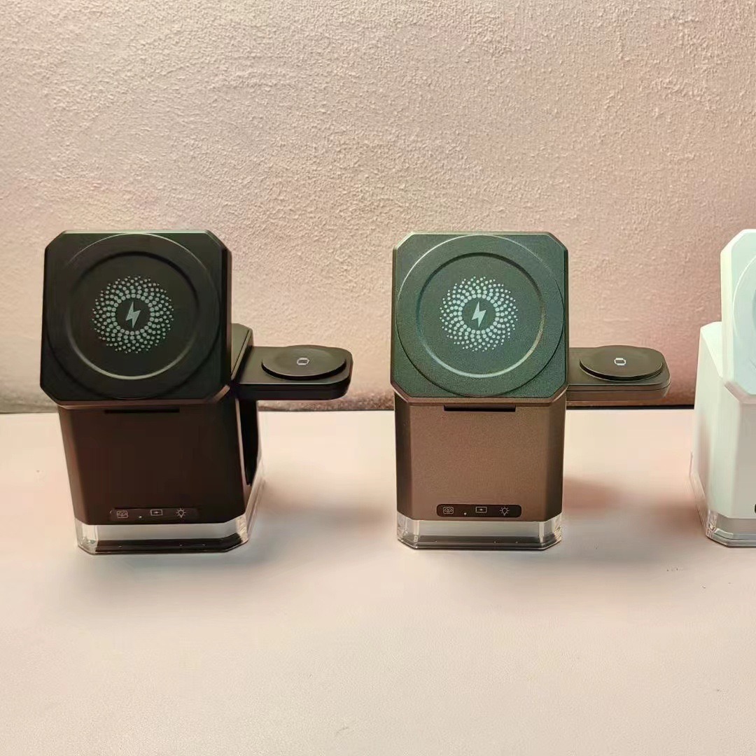 Cargador inalámbrico cuatro en uno con succión magnética plegable, teléfono móvil portátil, auricular Bluetooth, estante de carga inalámbrico simultáneo