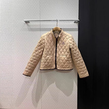 深圳南油26早春款时尚字母微标刺绣撞色镶边立领菱形格纹棉服外套