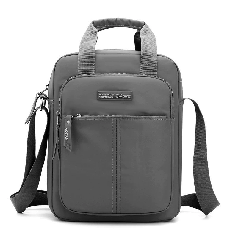 Universal shoulder bag, waterproof nylon capacious one-shoulder bag for leisure